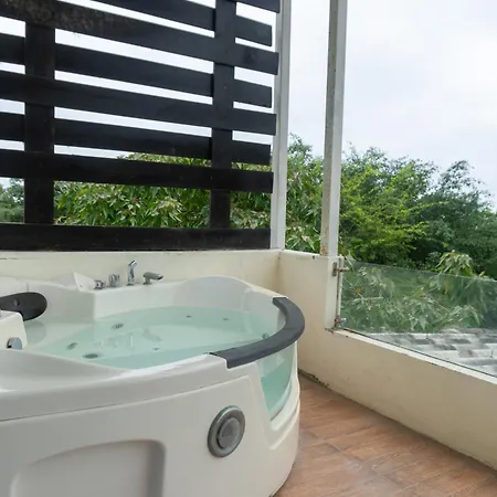 Me Hotel & Villas - Montanita Estates Room photo